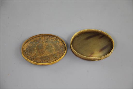 A George II horn snuff box, 3in.